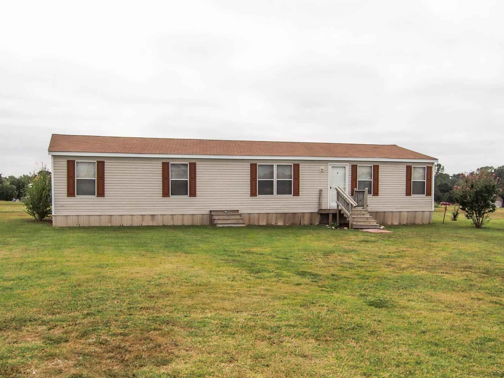 107 Candlewood Ct  