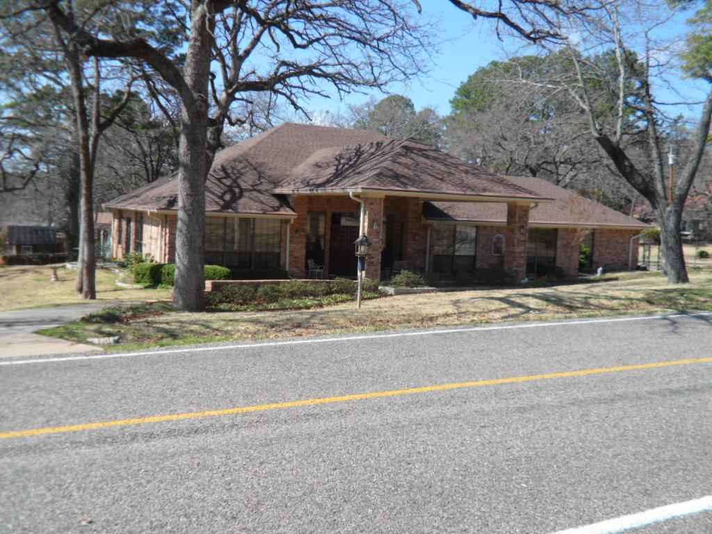 318 Crestview  