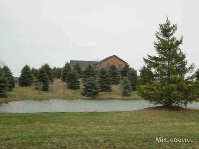 7135 Vincent Rd  