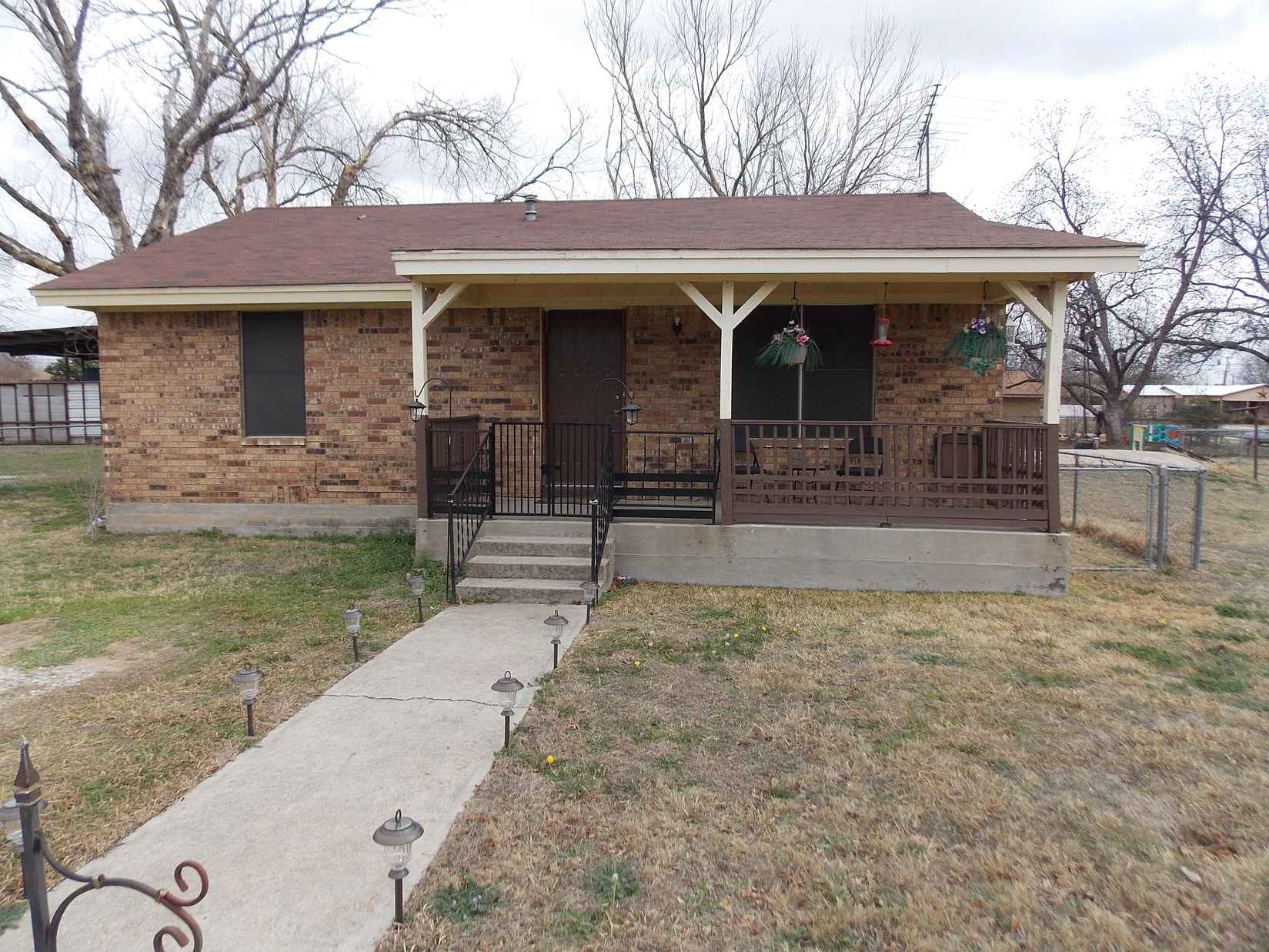 528 N Main St  