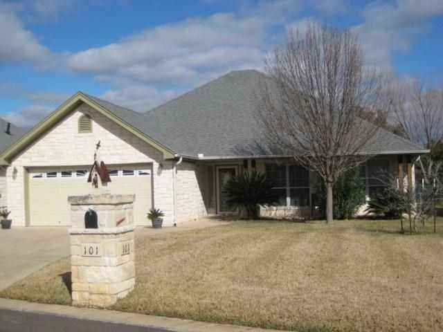 101 Fox Cir  