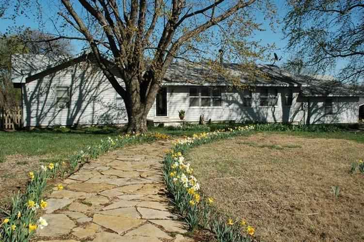 2810 County Rd 4350  