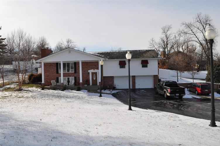 624 Oak Grove Ave  