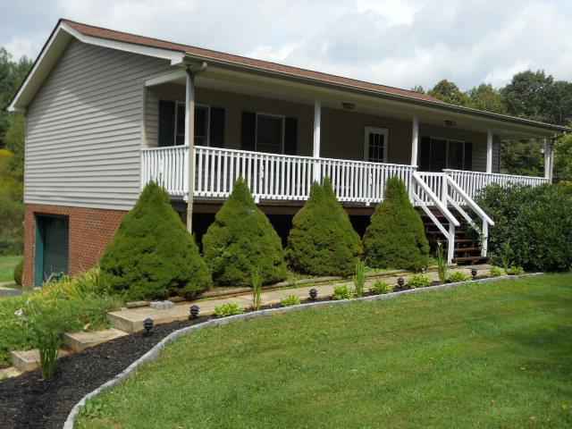 739 Clarence Lyall Rd  