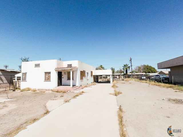 1165 Main St  