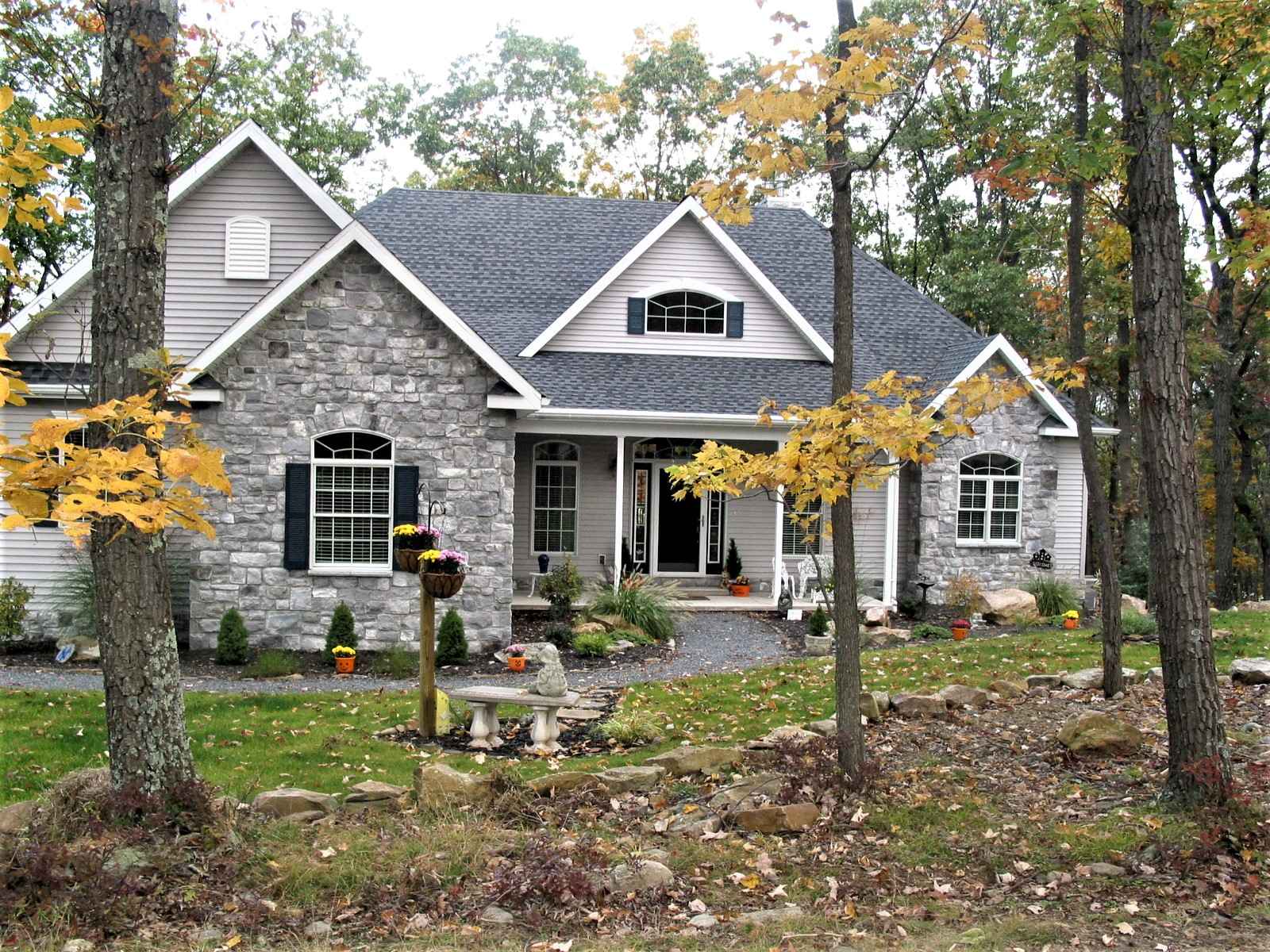 9 Dakota Dr  