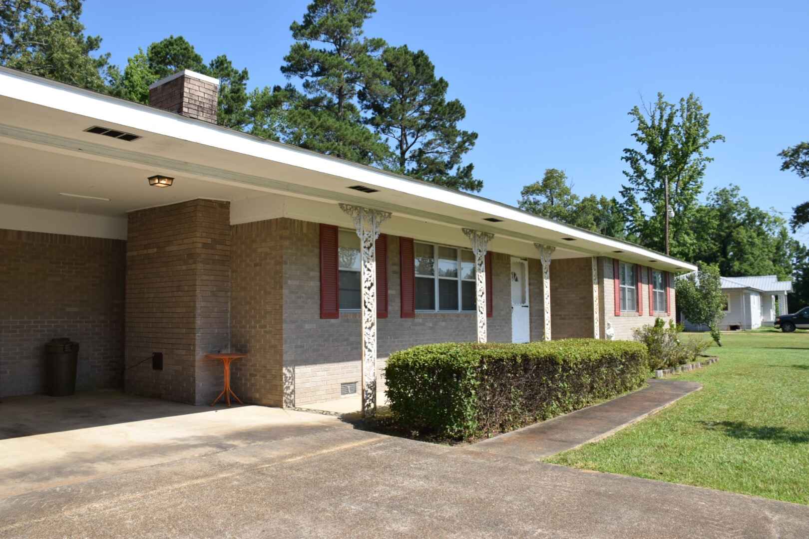 26126 Neighborhood Dr  