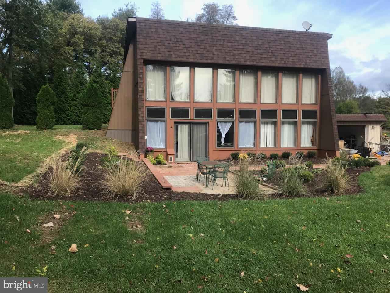 308 E East St  