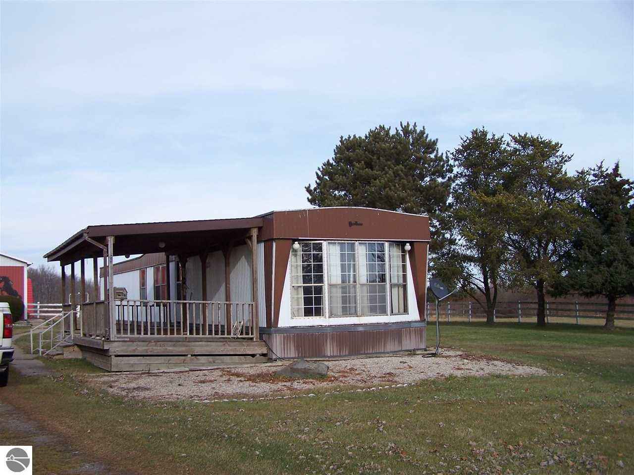 2844 7 Mile Rd  