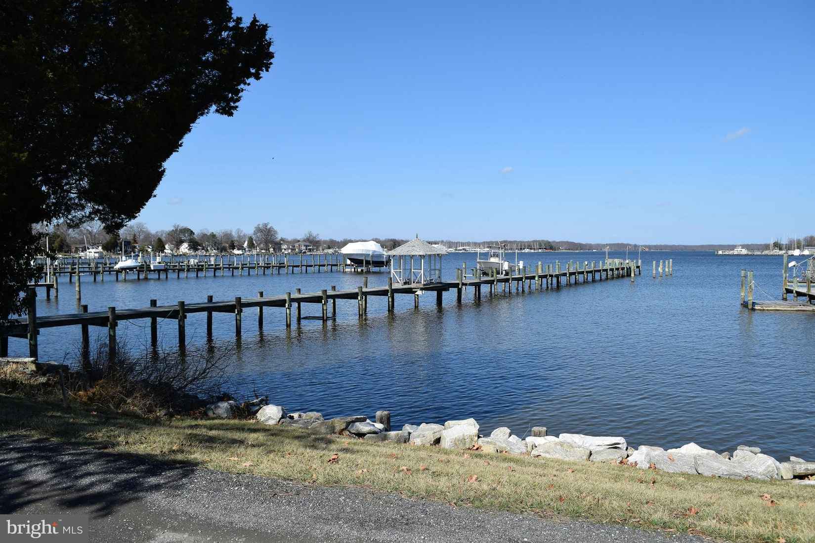 1025 Back Bay Bch Rd  