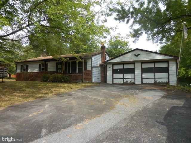 221 FOX Holw Rd  