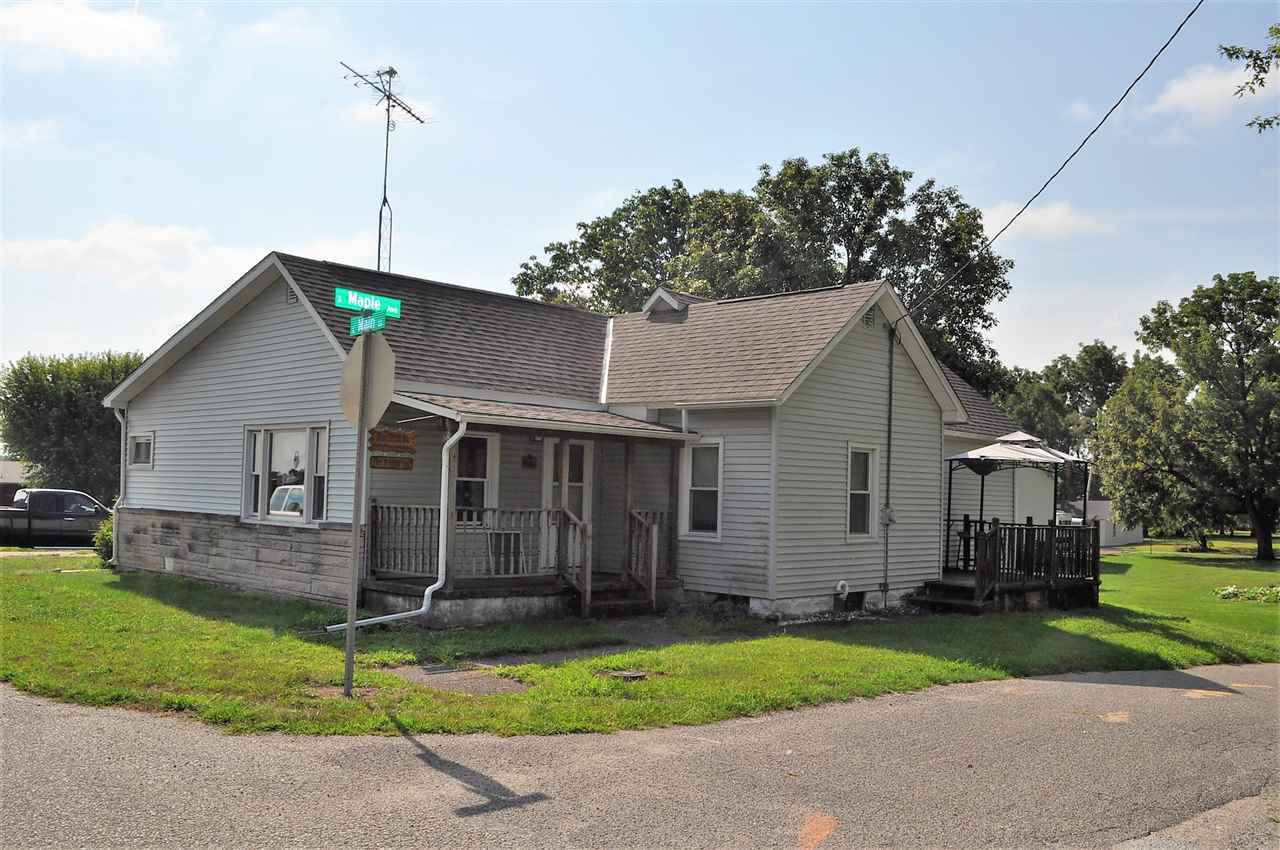 104 S Maple Ave  
