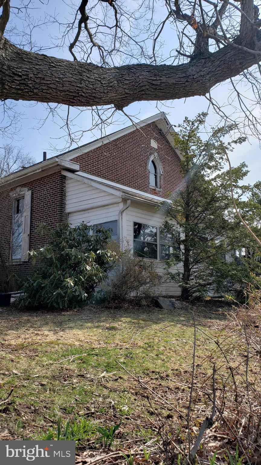 2903 Little Rd  