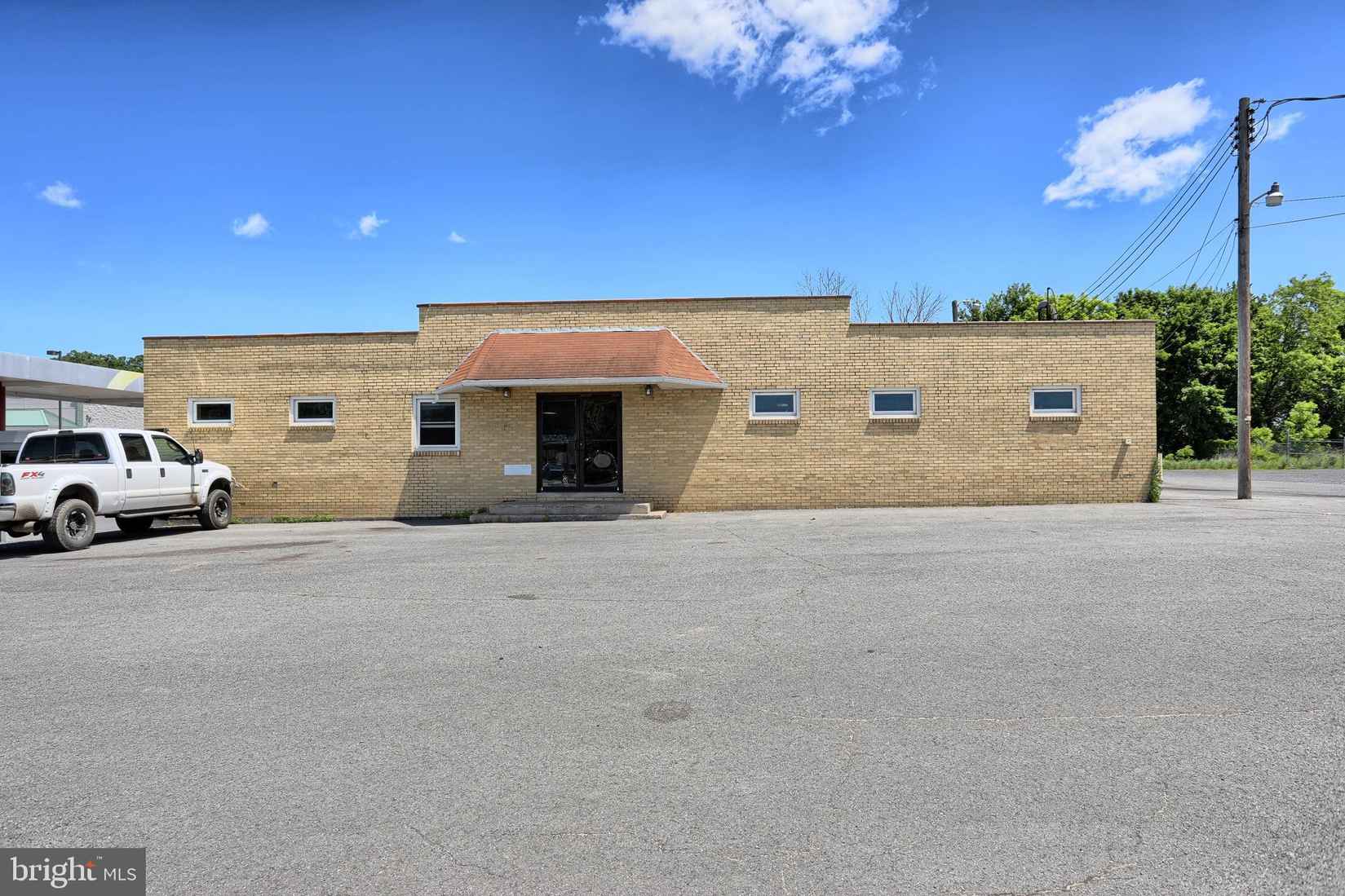 4215 William Penn Hwy  