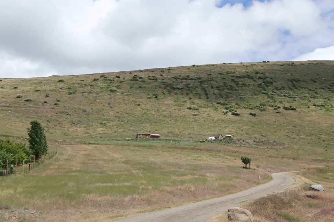 24 Valley Vista Hts Dr  