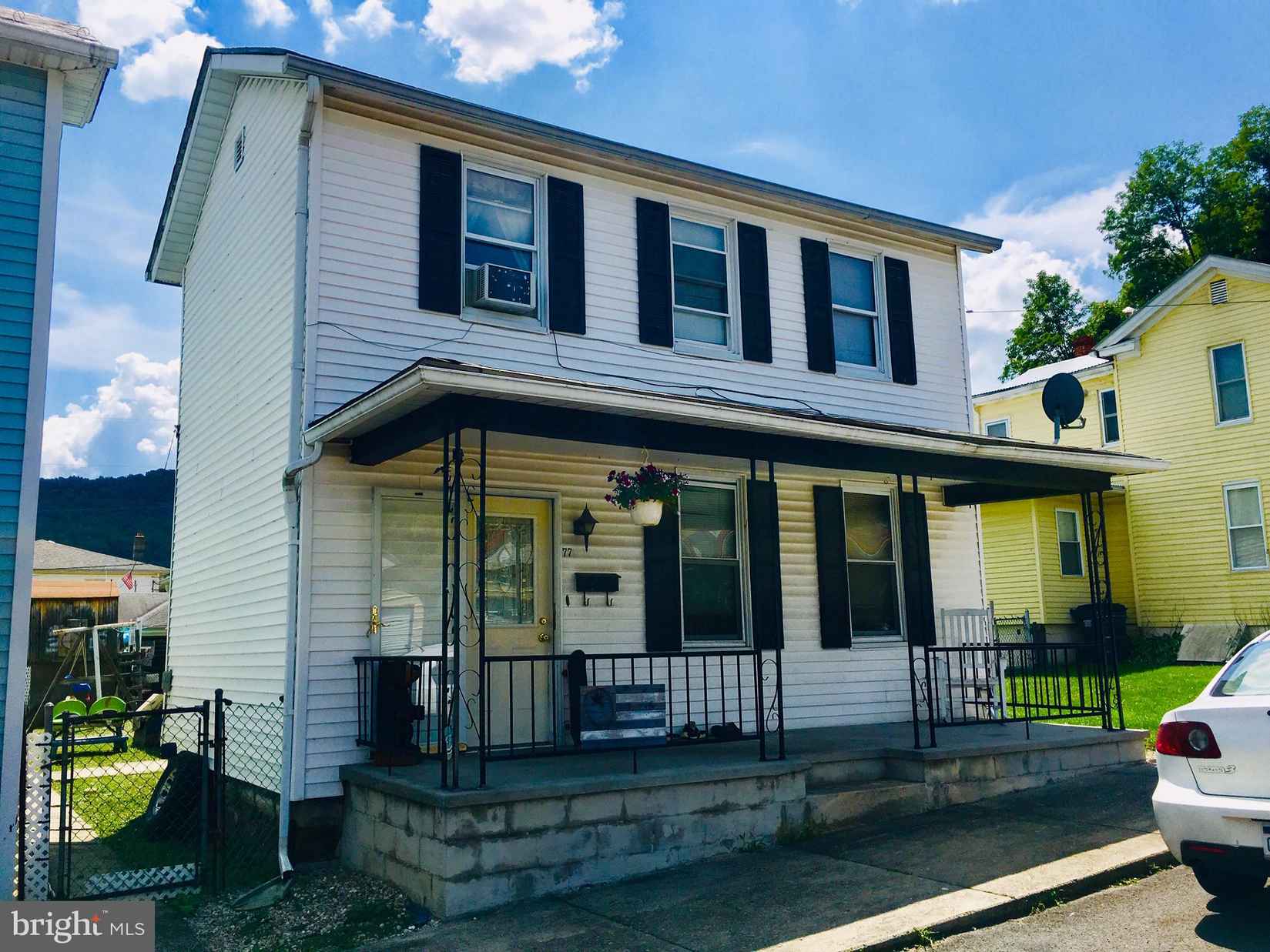 77 Gilmore St  