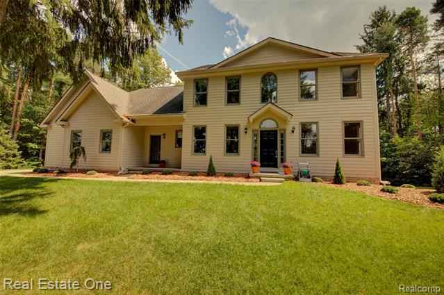9619 TREE TOP Ct  