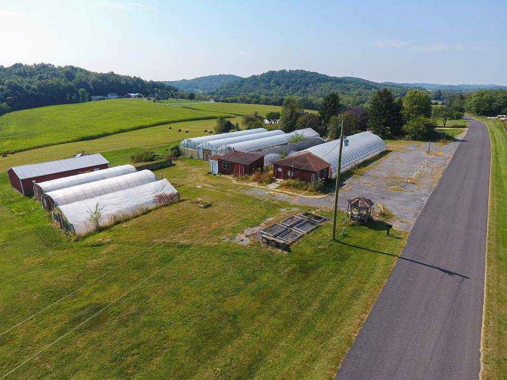8089 Greenhouse Rd  