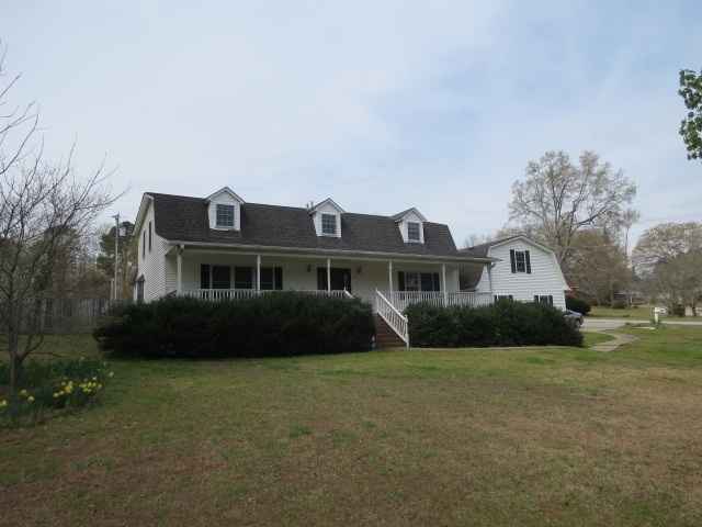 208 Southside Dr  