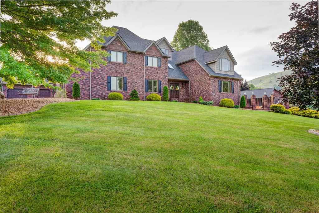 194 Willow Brk Dr  