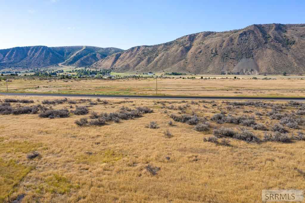 Lot 4 W Old Hwy 91  