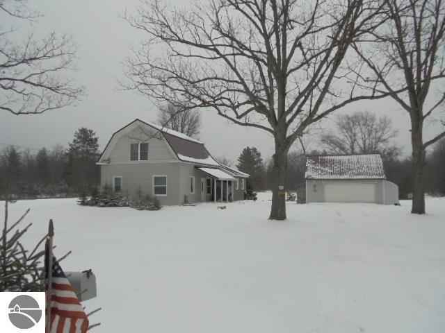 6810 E County Line Rd  
