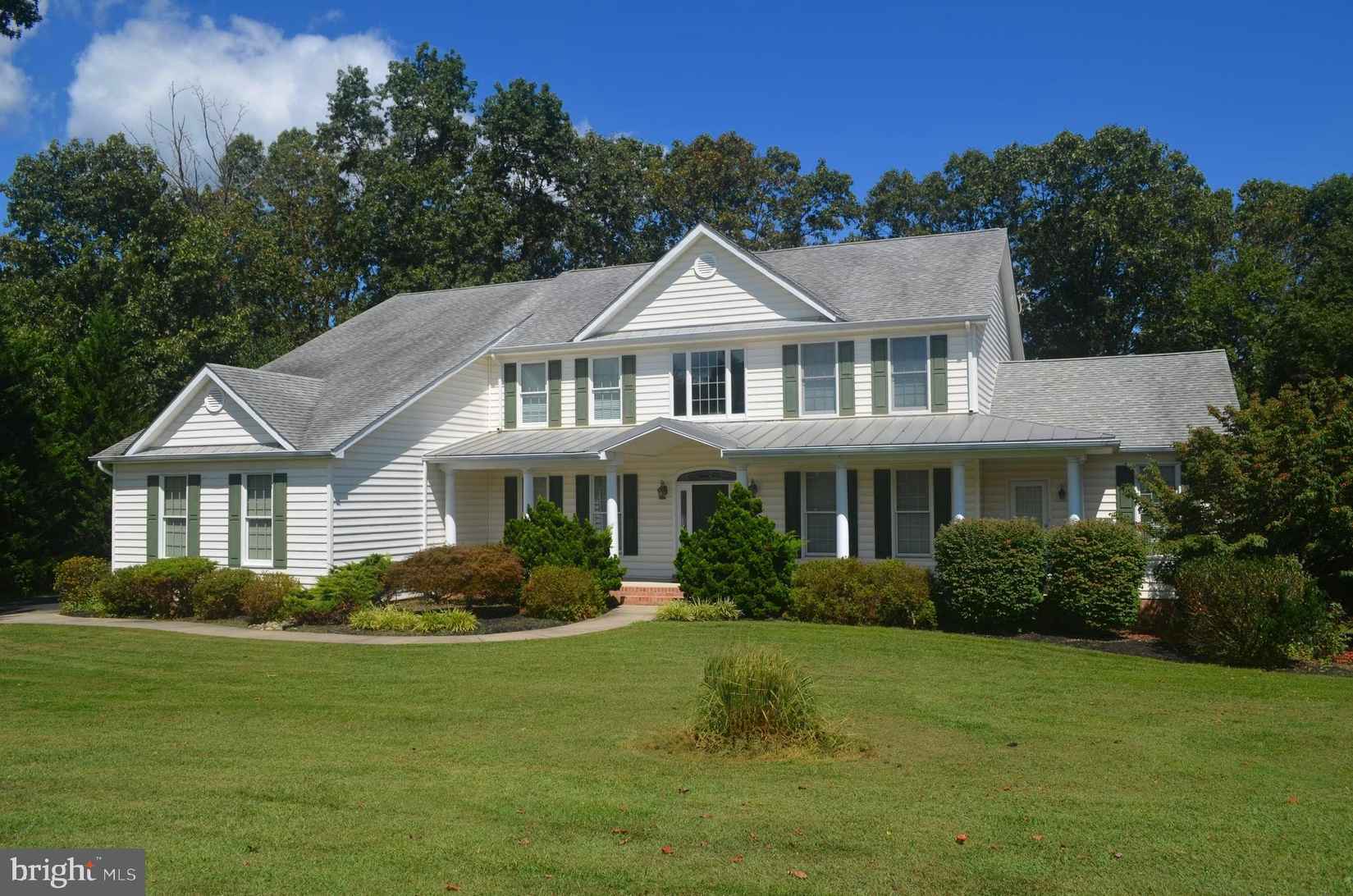 14011 Woodens Ln  