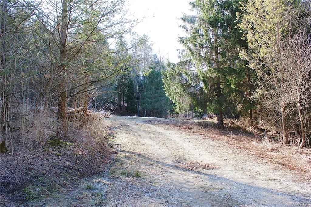 7067 Simmons Rd  
