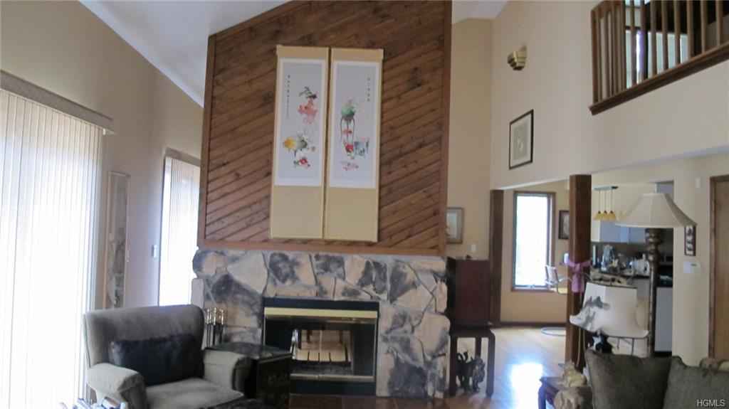 83 Robbins Rd  