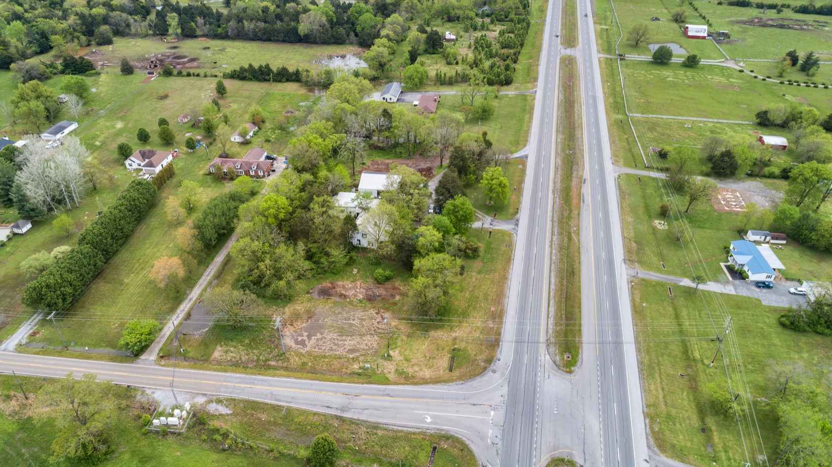 6167 Shelbyville Pike  