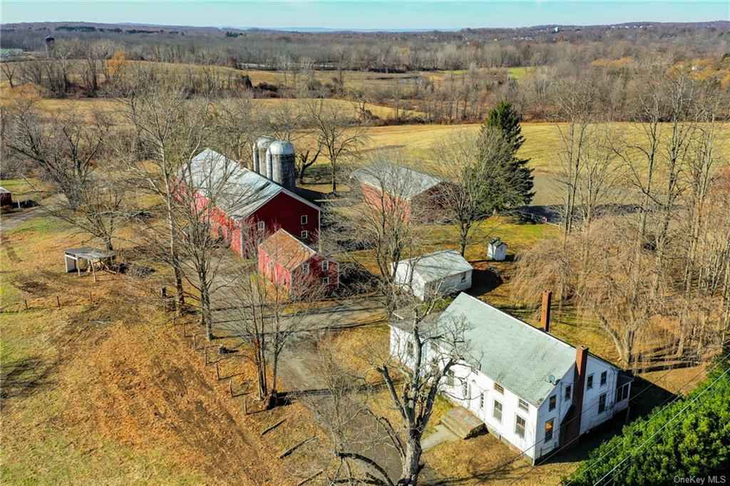 57 Greenhaven Rd  