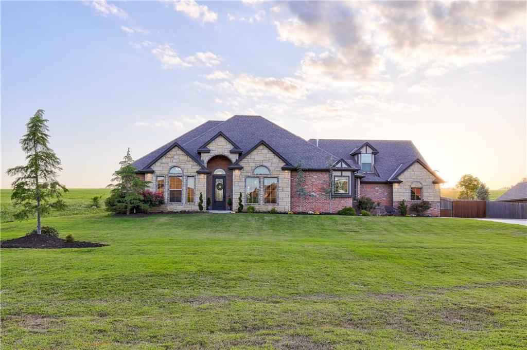 3525 ABBY LN  