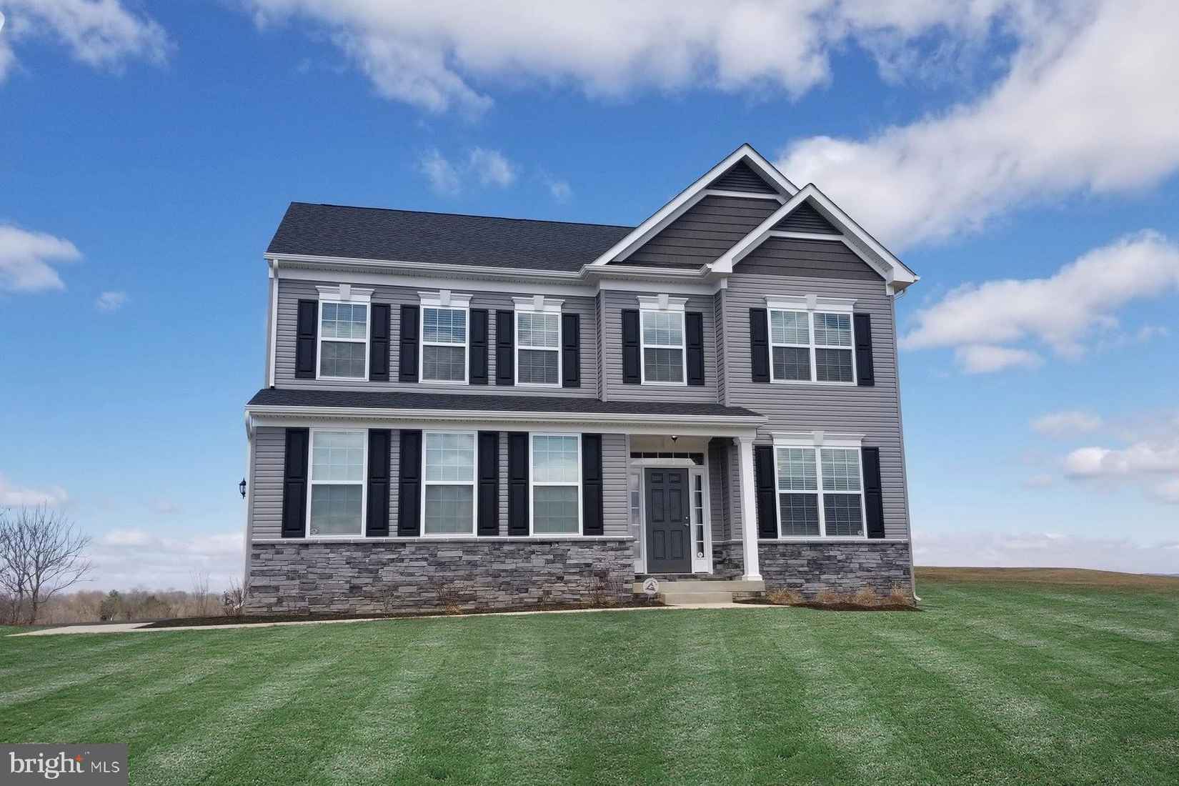 28 Underwood Dr  