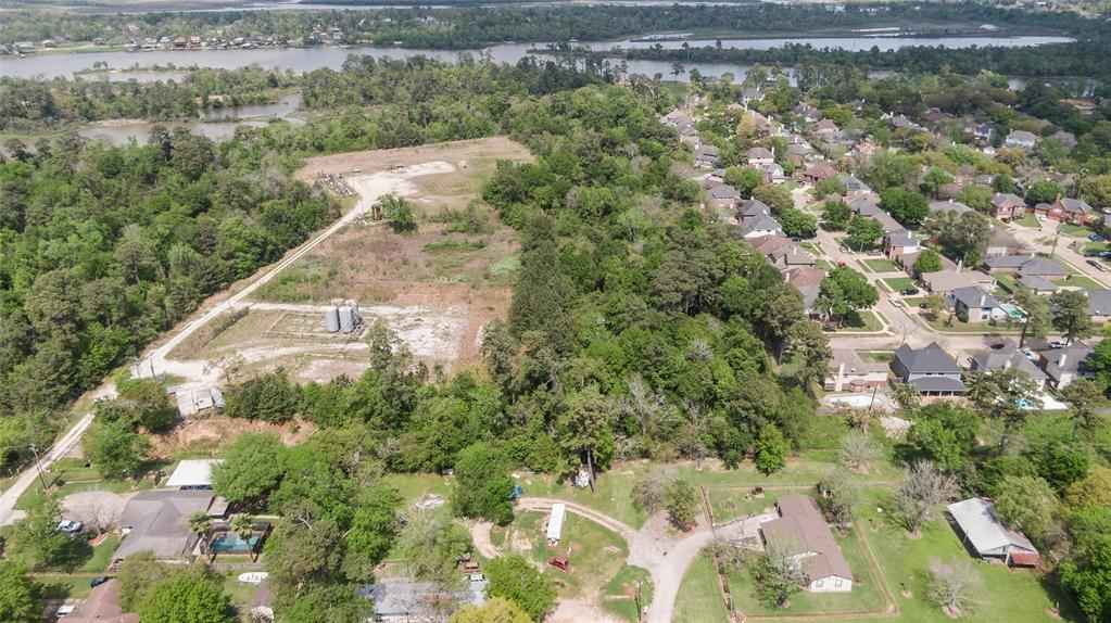 000 W Wallisville Rd  