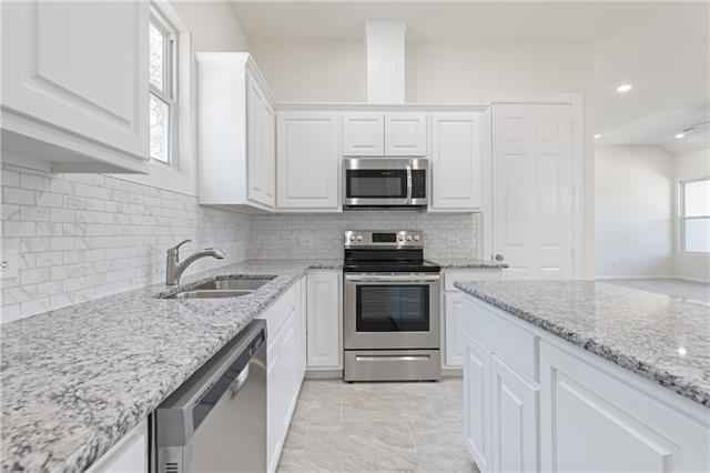 220 Creedmore Dr  