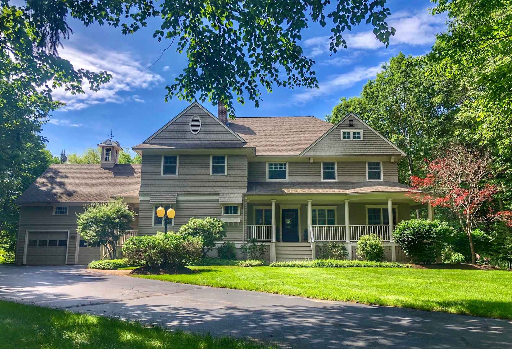 26 Woodlands Dr  