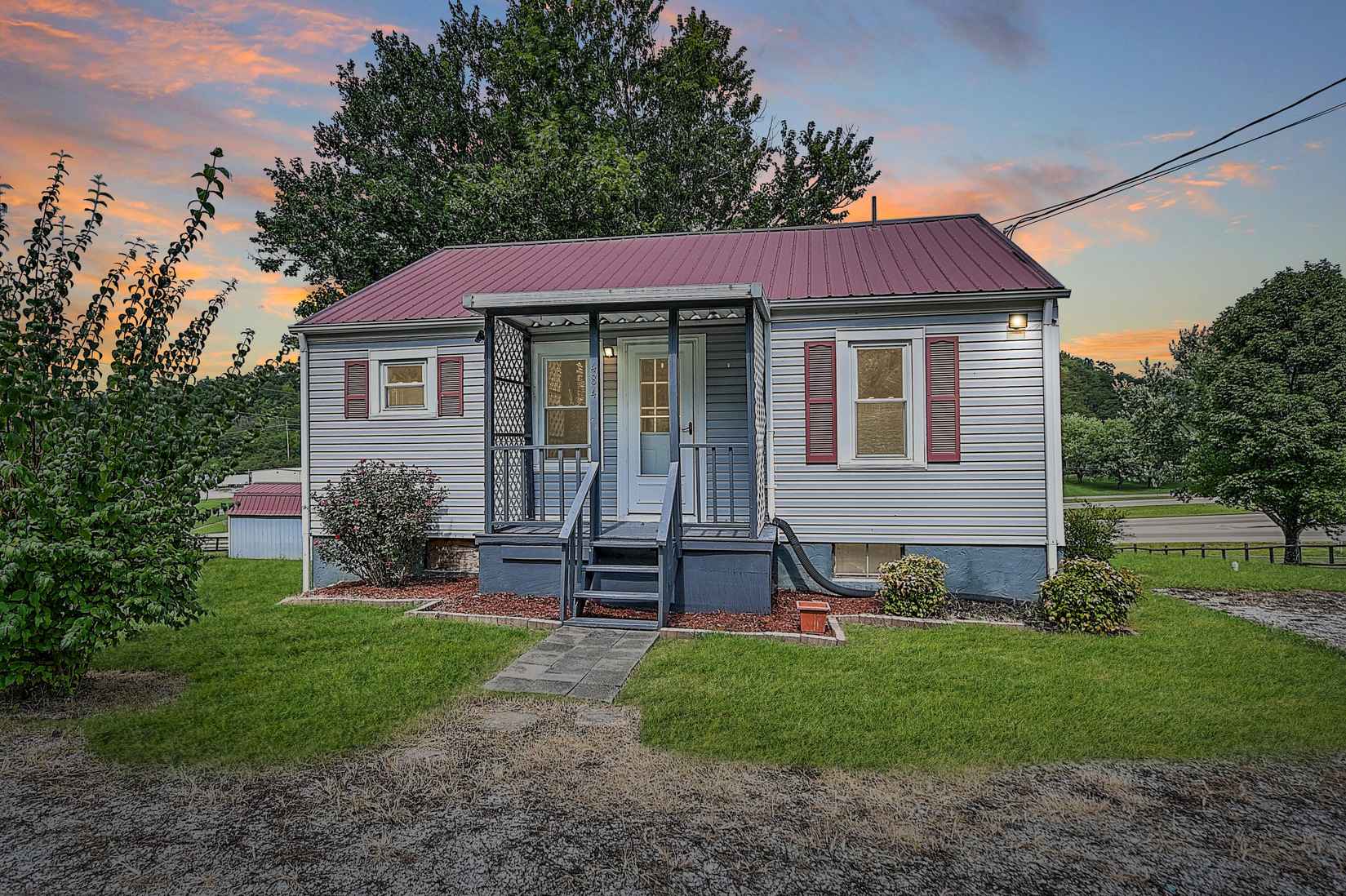 484 Old Knoxville Hwy  