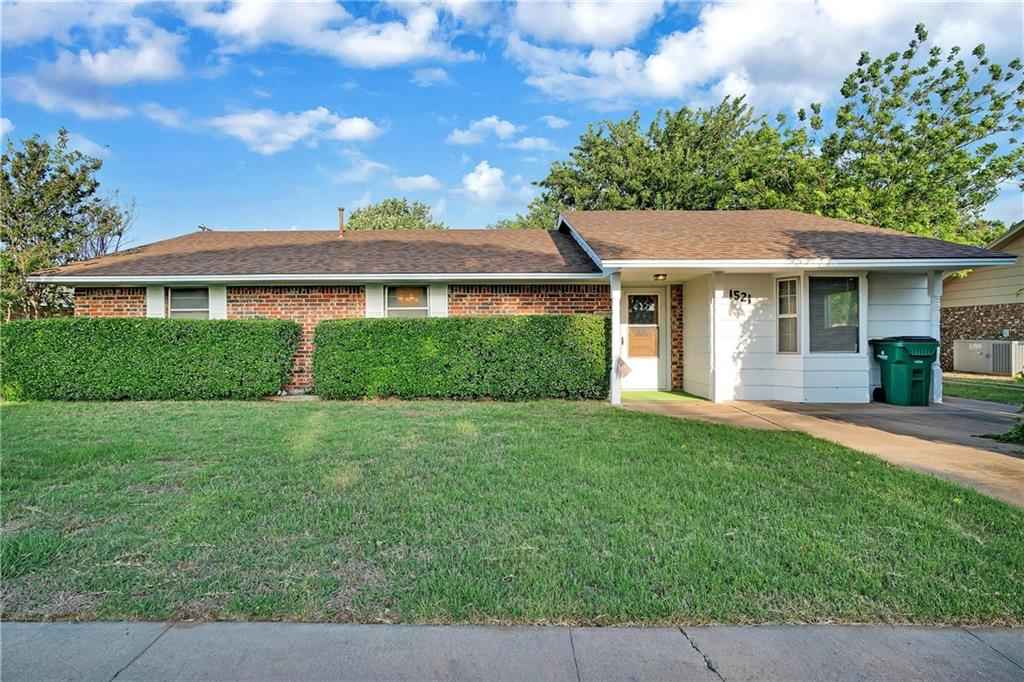 1521 Cindy St  