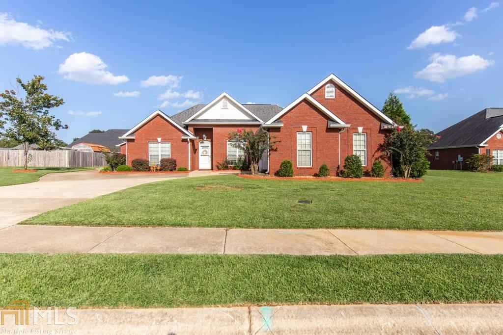 102 Selwyn Ct  