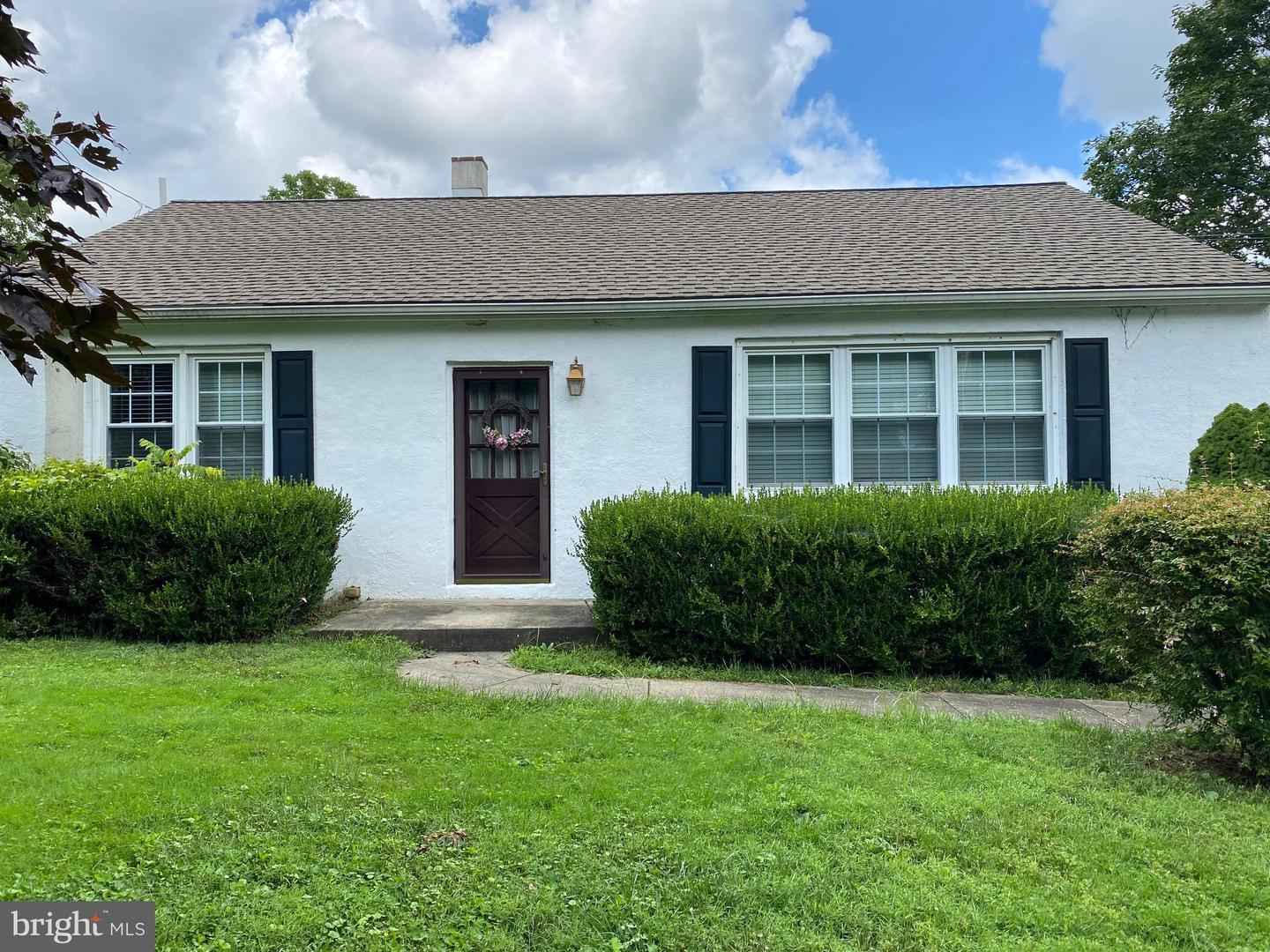 1645 W Doe Run Rd  