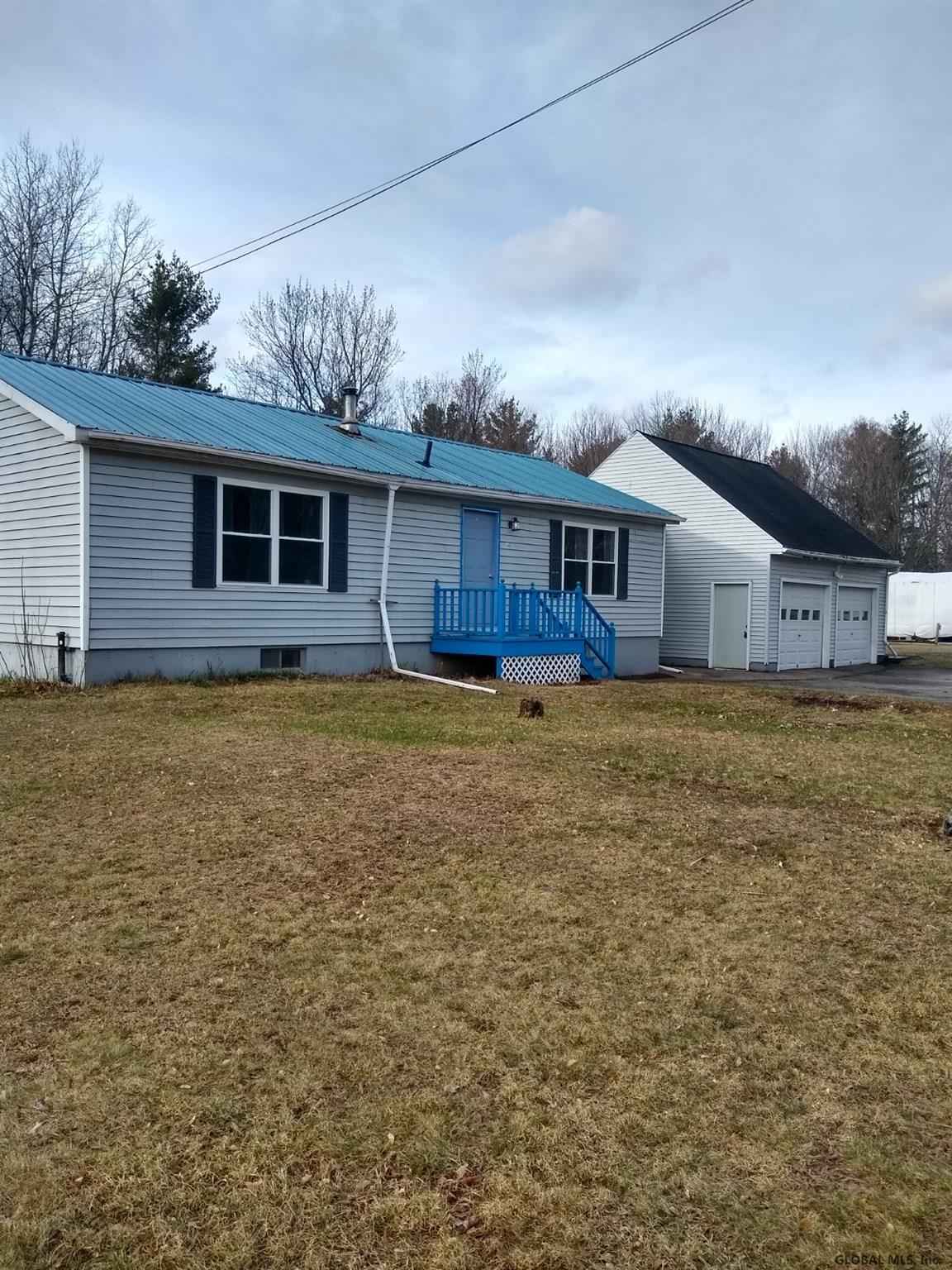 46 Champlain Dr  