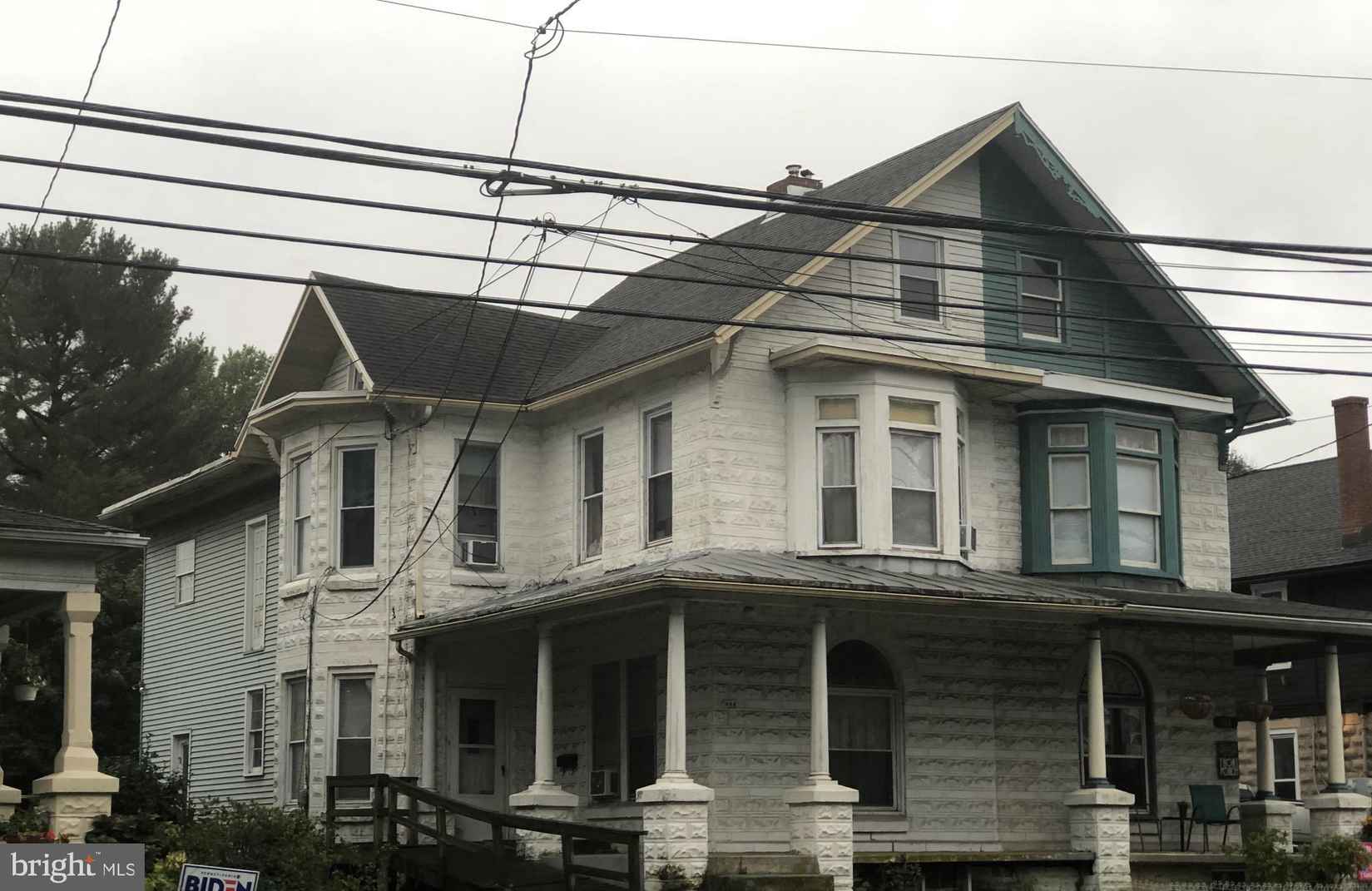 364 W PENN Ave  