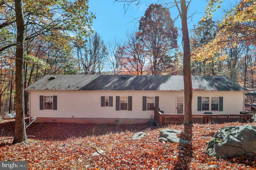 566 Wild Apple Ln  