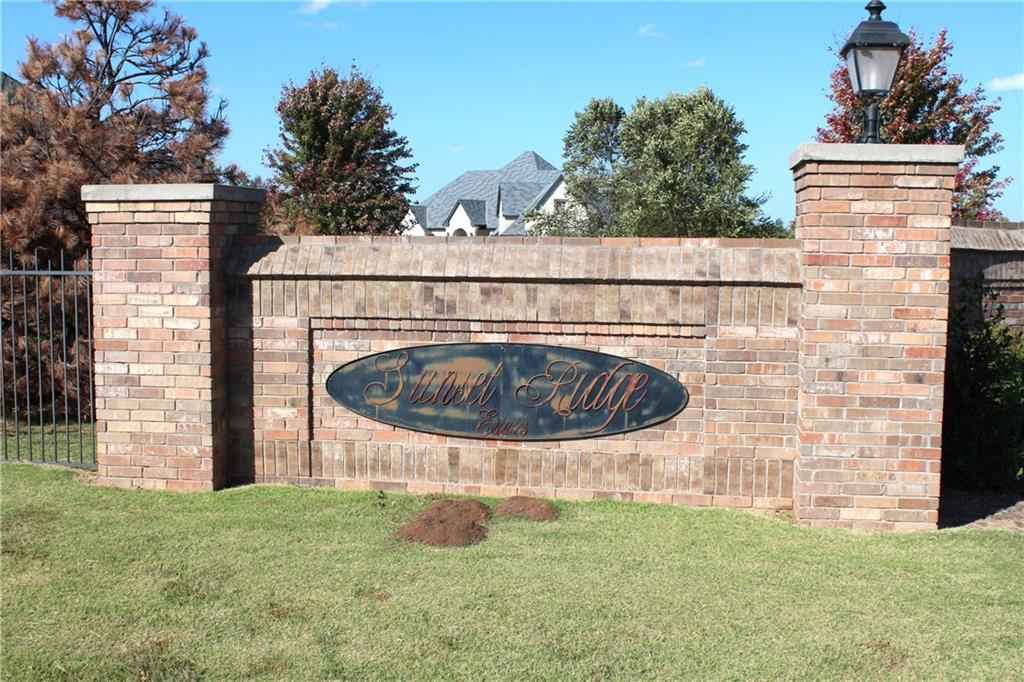 227 Brandon Cir  