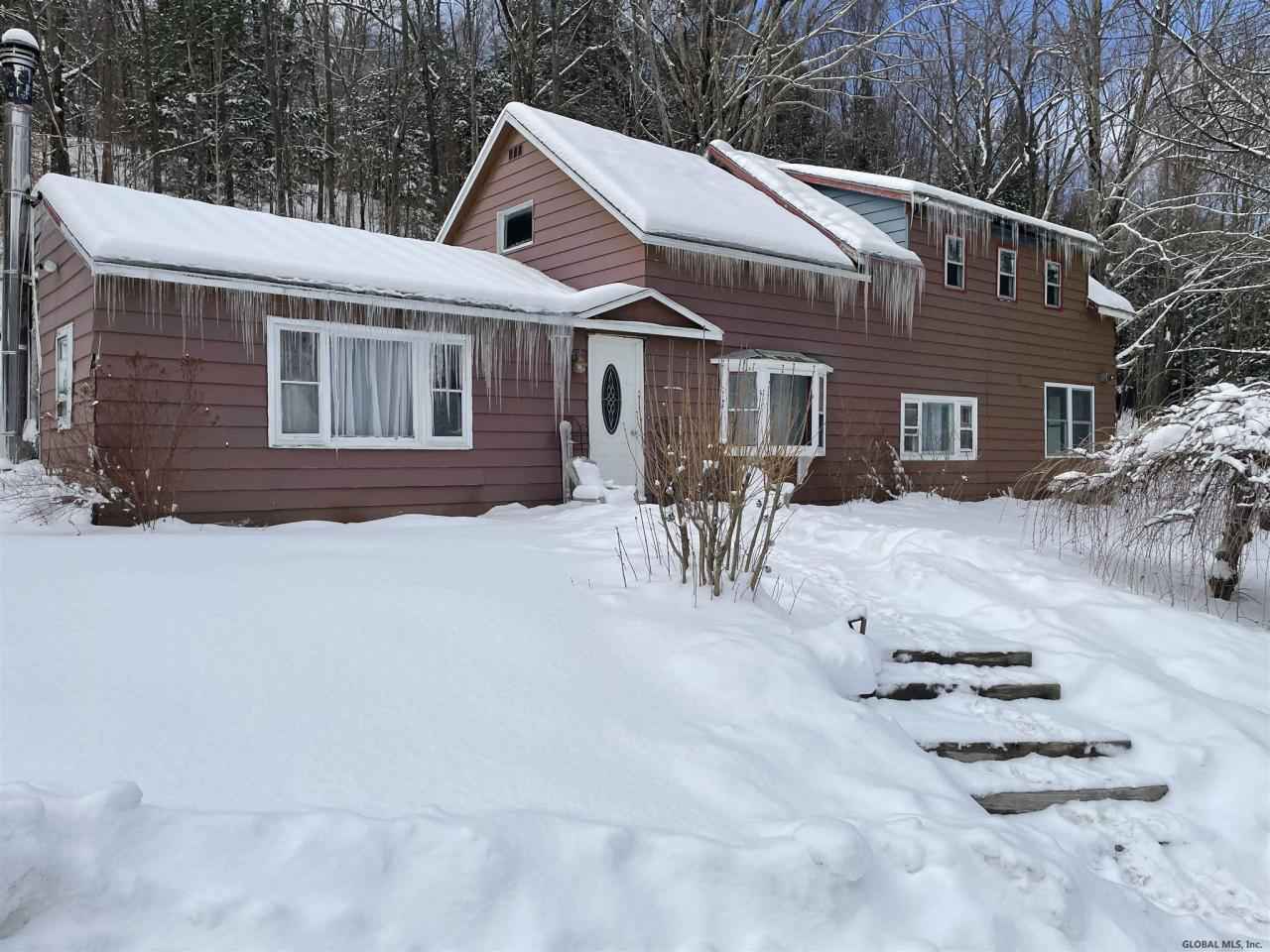 367 JONES HOLLOW Rd  