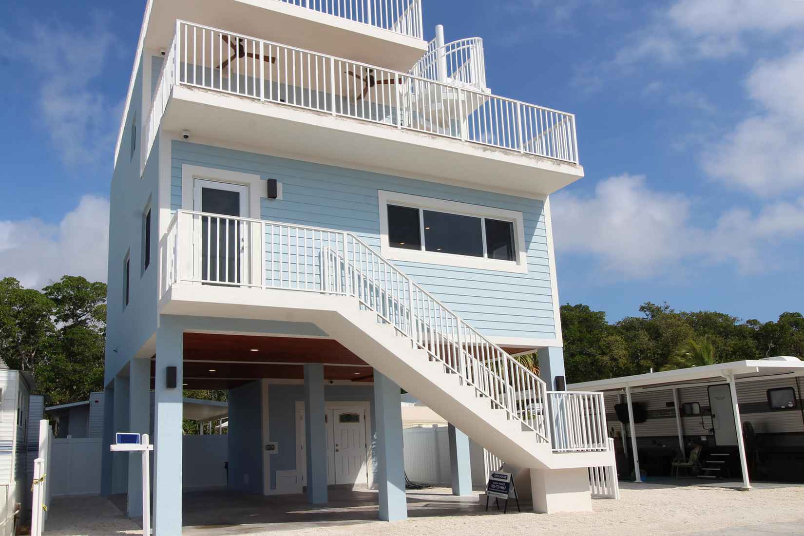325 Calusa St Unit 359  