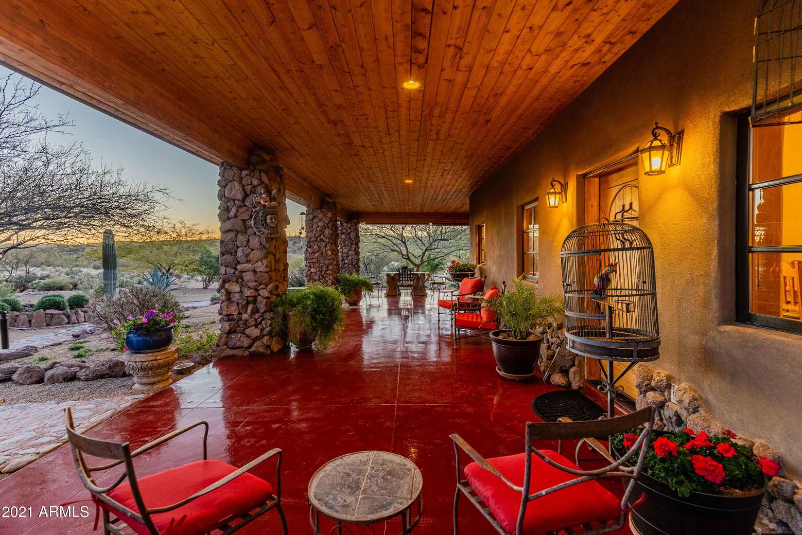 1006 E Angel Basin Rd  