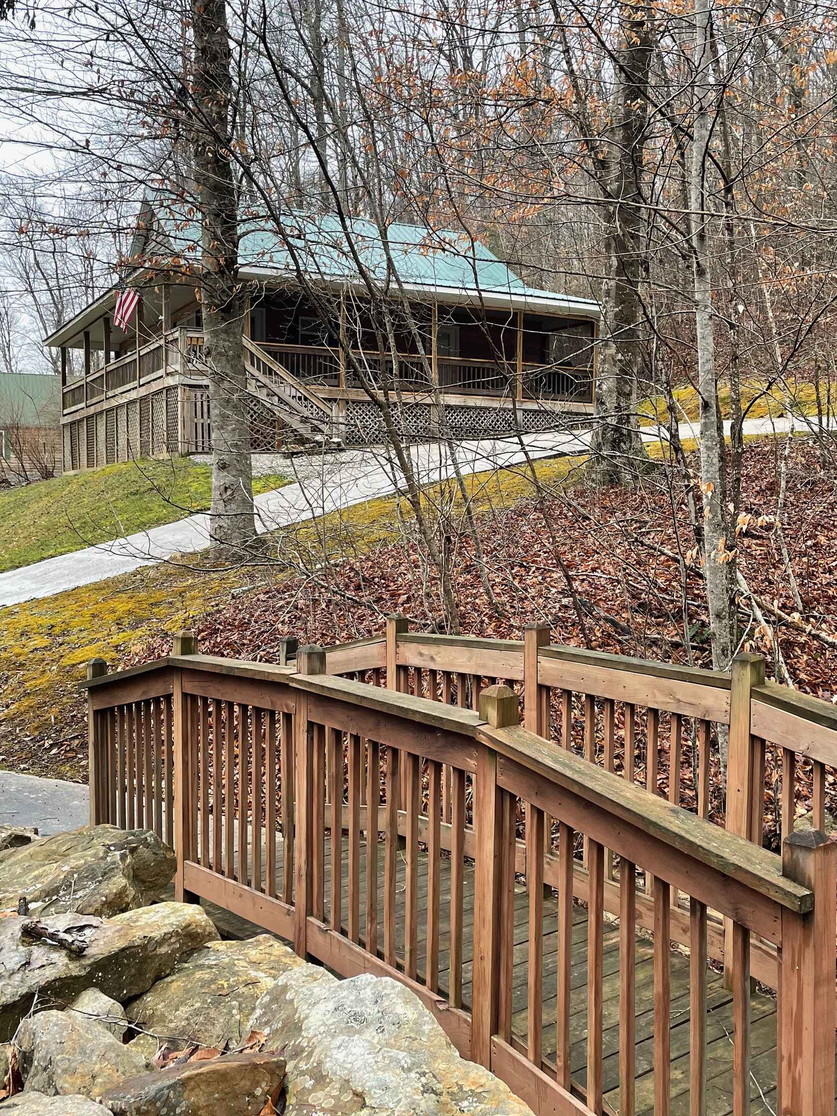 211 Stoneybrook Rd  
