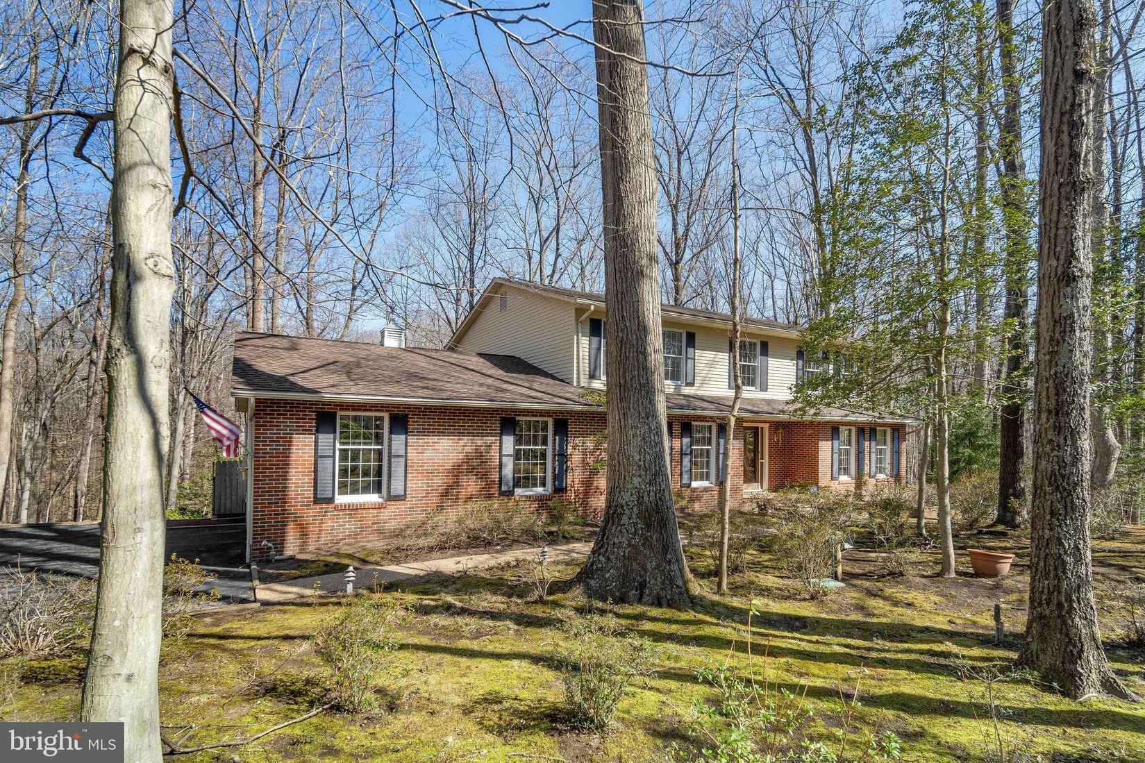 711 Harrisburg Dr  
