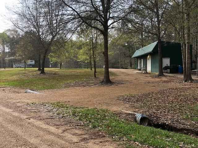 3330 CAMPBELL Rd  